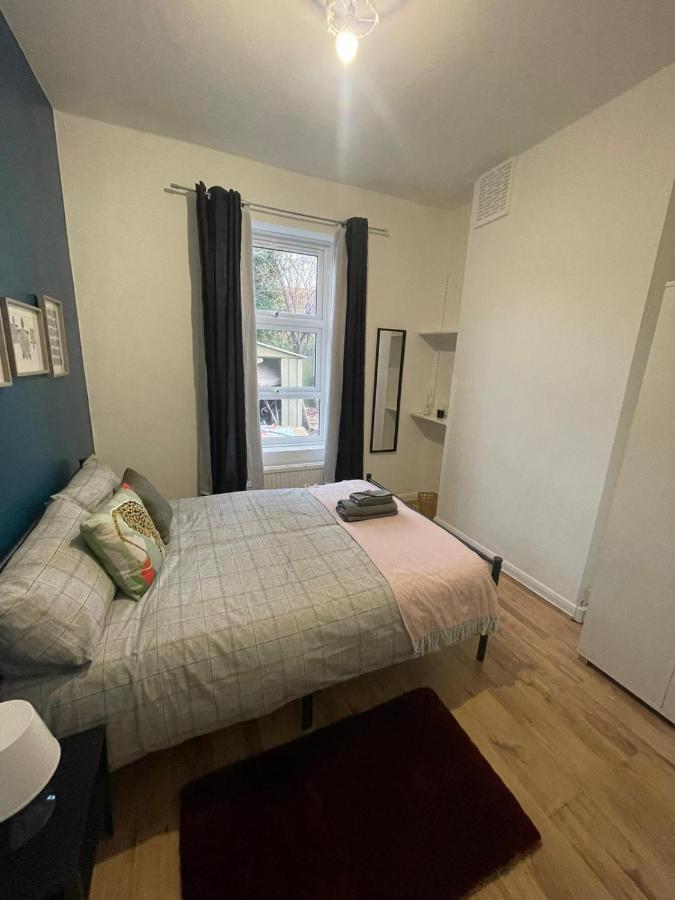 Contemporary Private Rooms Near Central London Londres Exterior foto