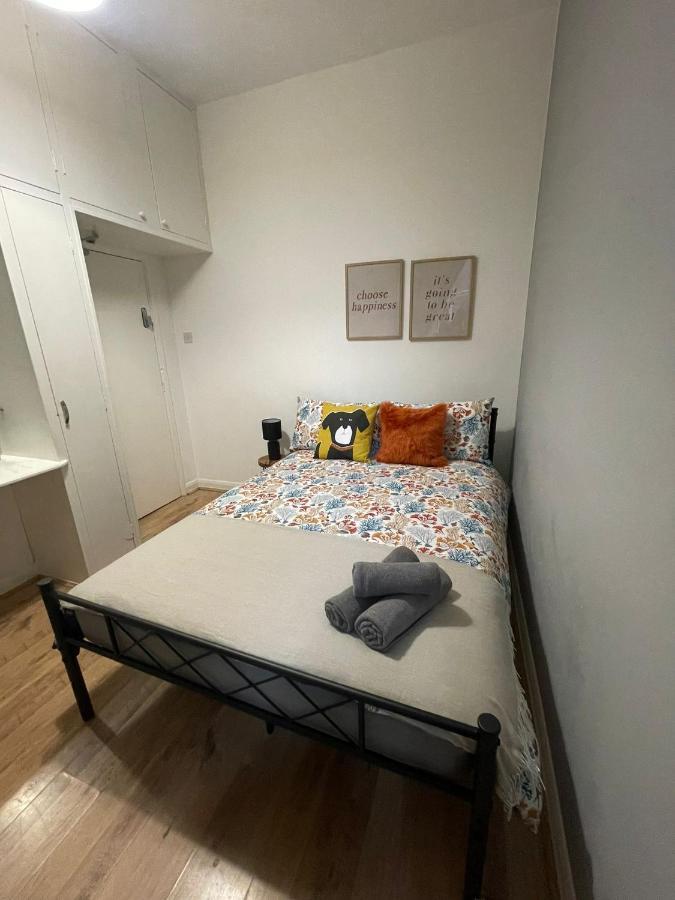 Contemporary Private Rooms Near Central London Londres Exterior foto