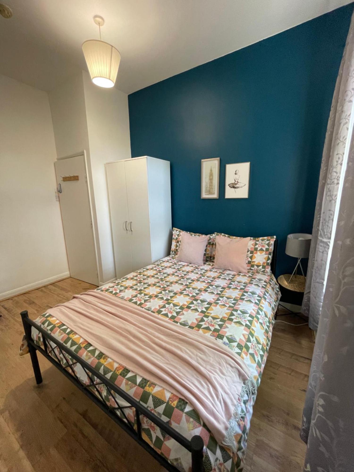 Contemporary Private Rooms Near Central London Londres Exterior foto