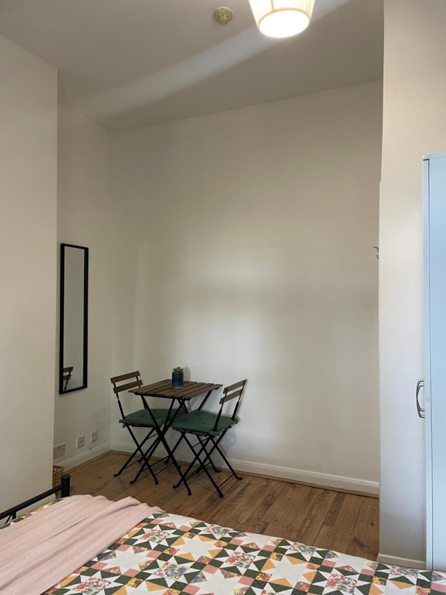 Contemporary Private Rooms Near Central London Londres Exterior foto