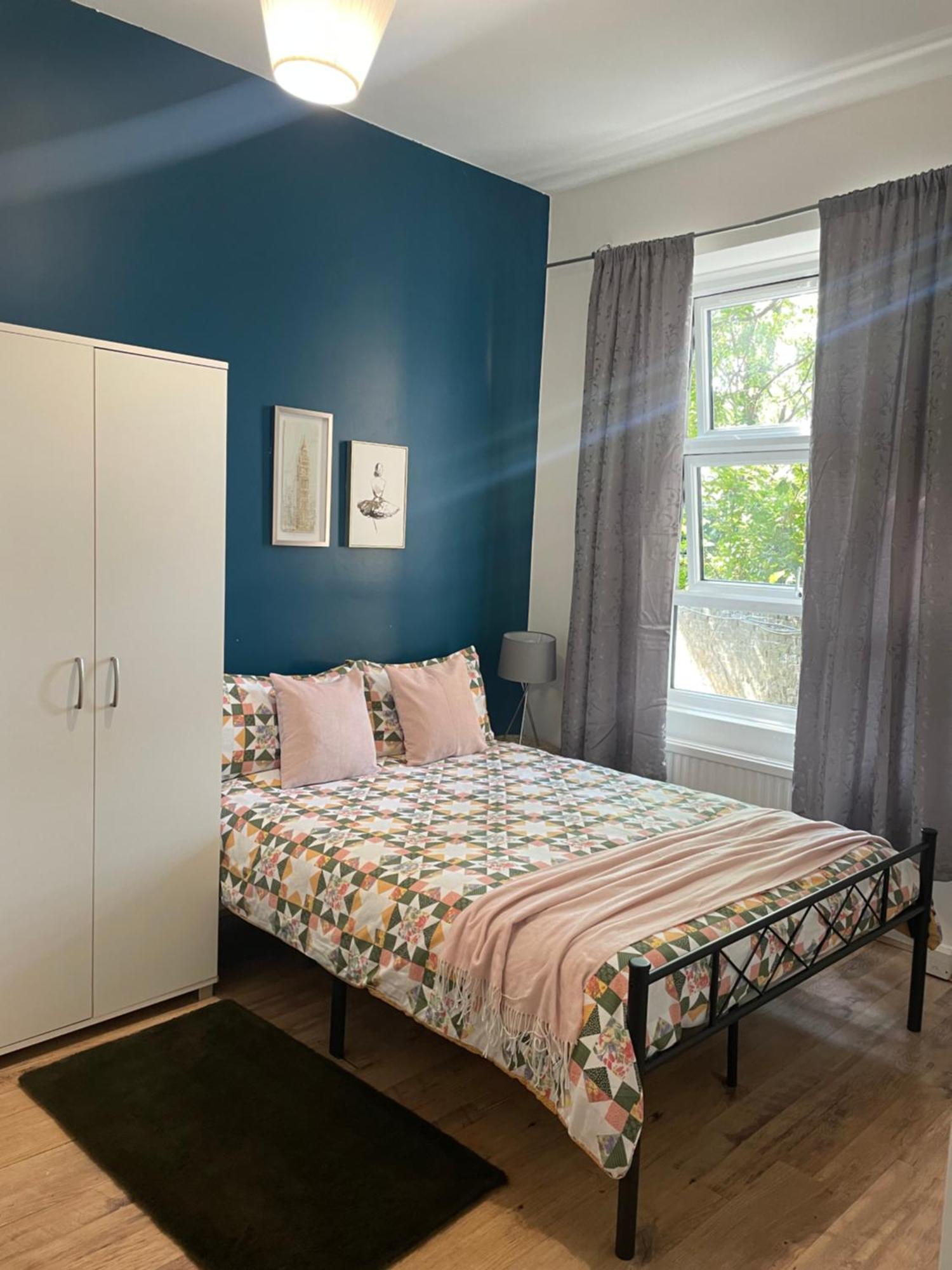 Contemporary Private Rooms Near Central London Londres Exterior foto